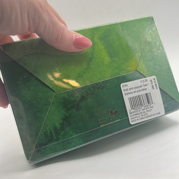 Paper Destiny Salt and Pepper Shakers - Picture 3 of 3